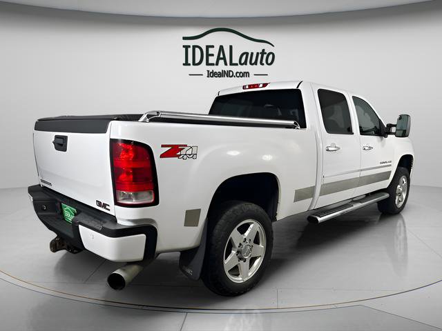 Used 2013 GMC Sierra 2500 Denali w/ Suspension Package, Off-Road image 5