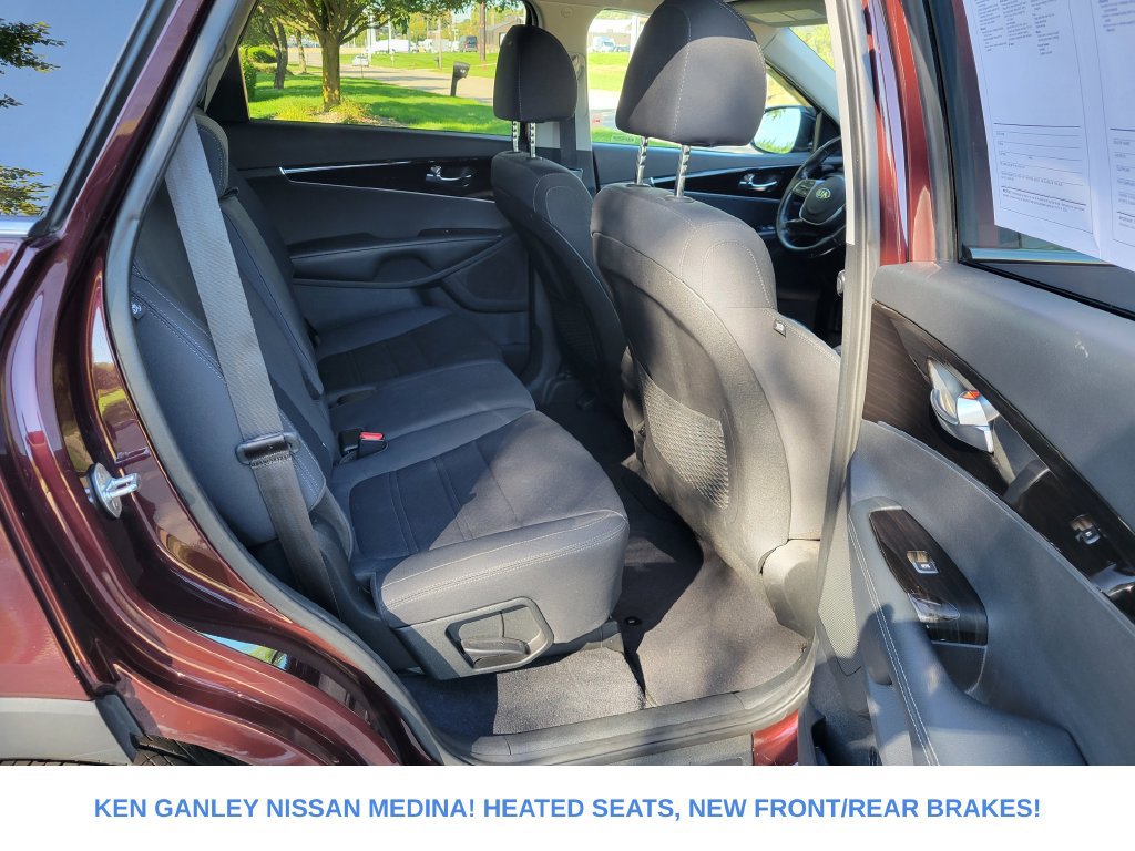 Used 2019 Kia Sorento S AWD/4WD image 48