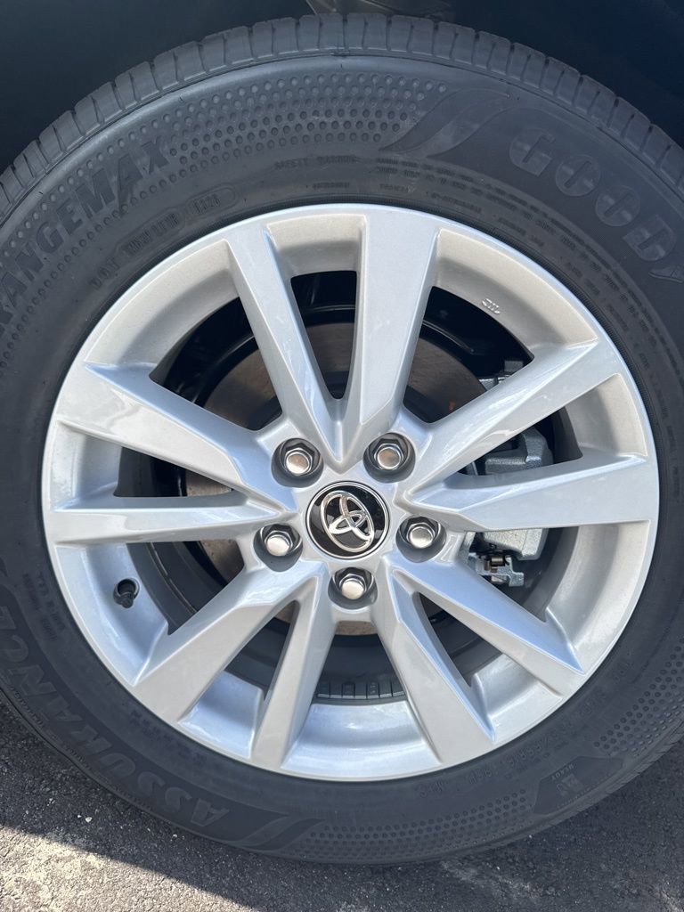 New 2026 Toyota Camry LE FWD image 7
