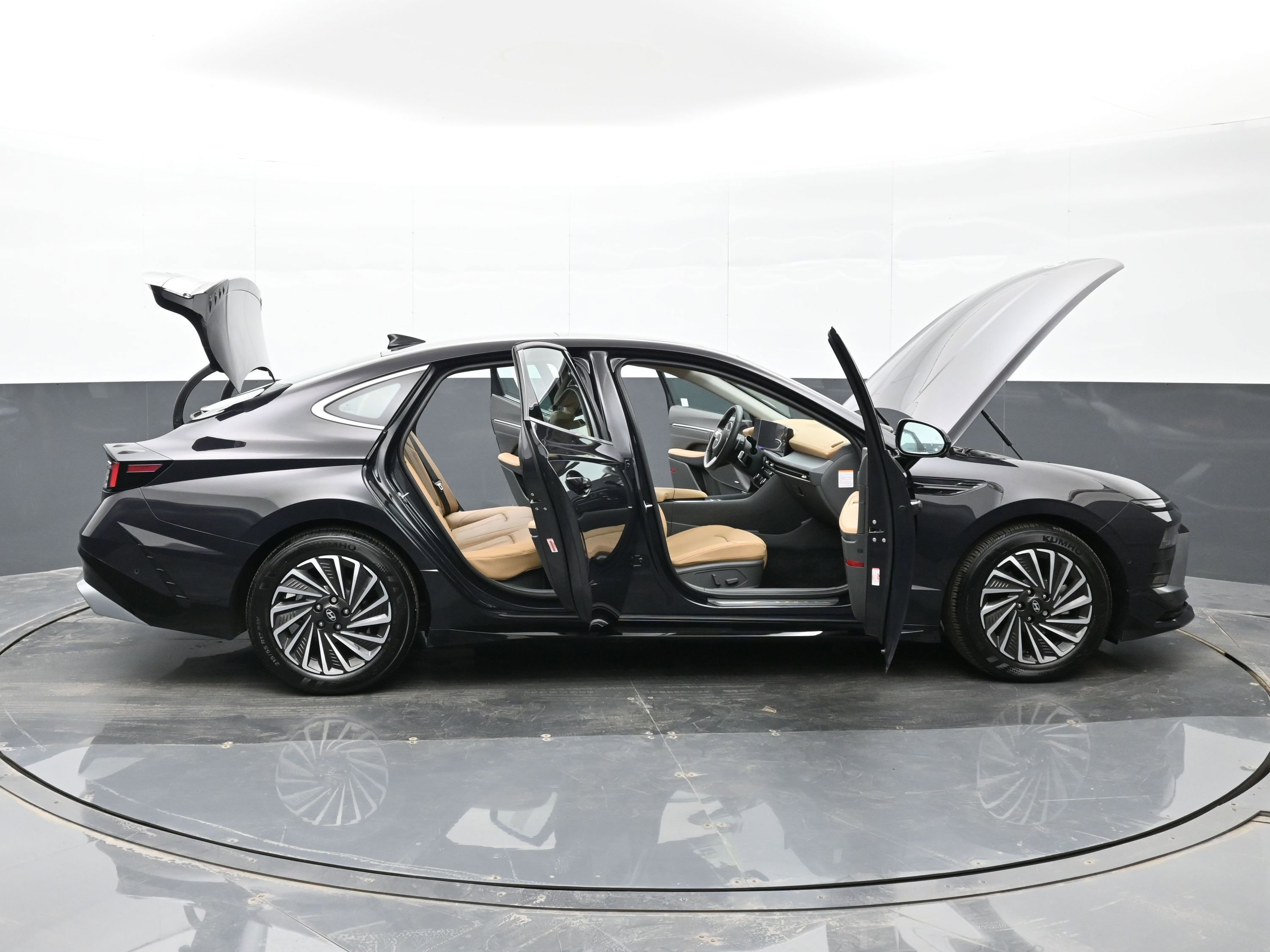 Certified 2025 Hyundai Sonata Limited image 48