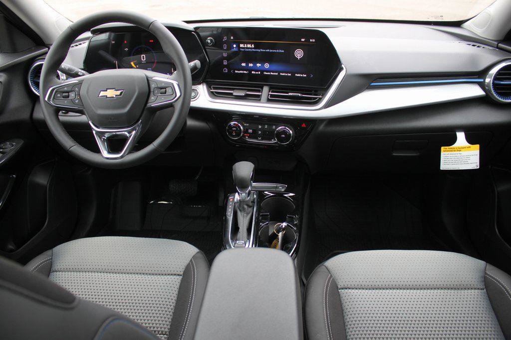 New 2026 Chevrolet Trax LT w/ Driver Confidence Package image 8