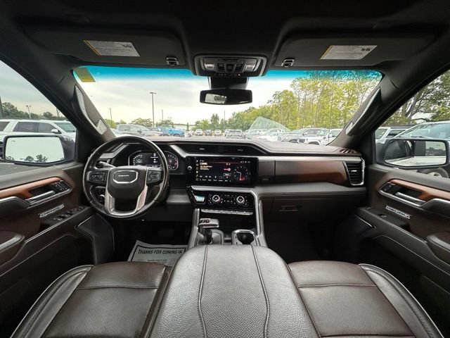 Used 2023 GMC Sierra 1500 Denali AWD/4WD image 2