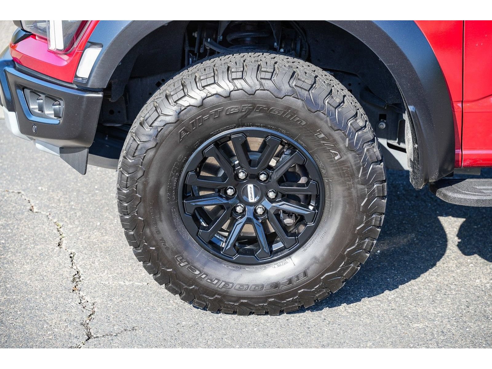 Used 2025 Ford F150 Raptor AWD/4WD image 9