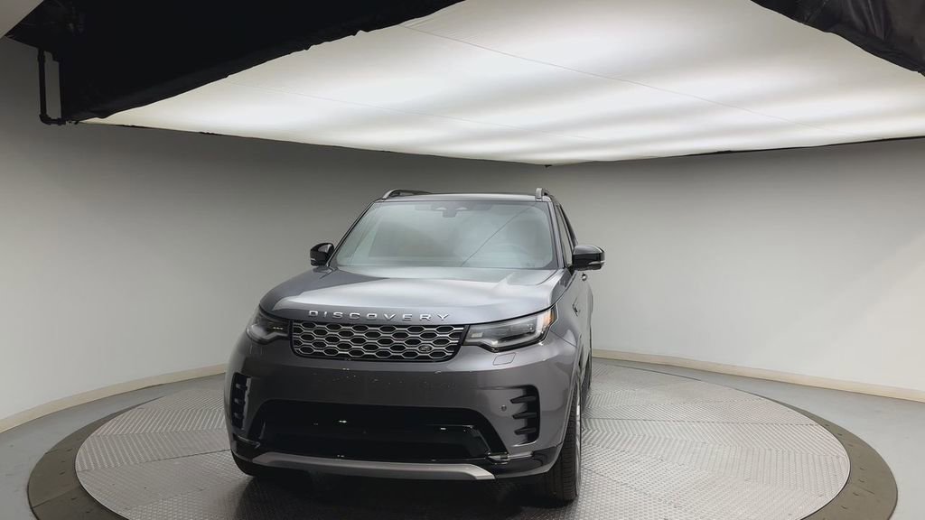 New 2026 Land Rover Discovery Limited Edition AWD/4WD image 7