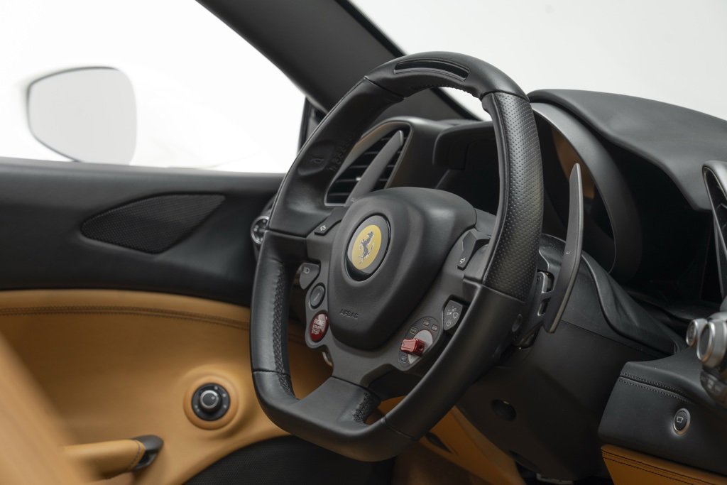 Used 2016 Ferrari 488 GTB image 32