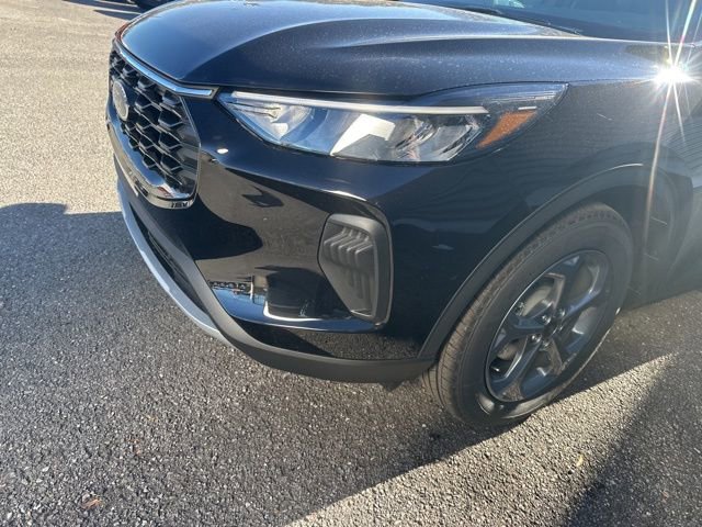 New 2026 Ford Escape ST-Line w/ Tech Pack #1 image 9