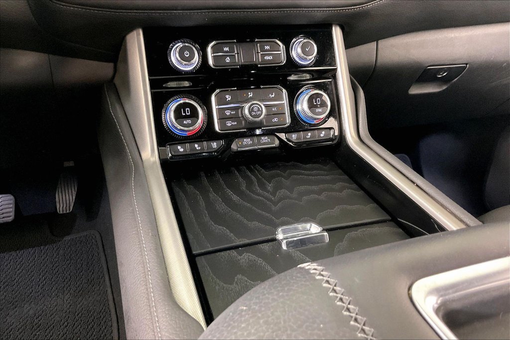 Certified 2022 GMC Yukon Denali RWD image 8