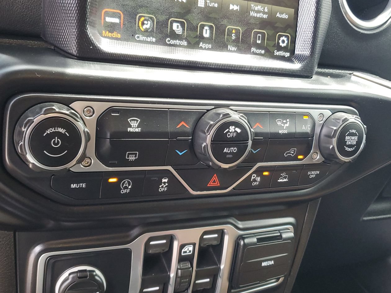 Used 2020 Jeep Gladiator Overland AWD/4WD image 21
