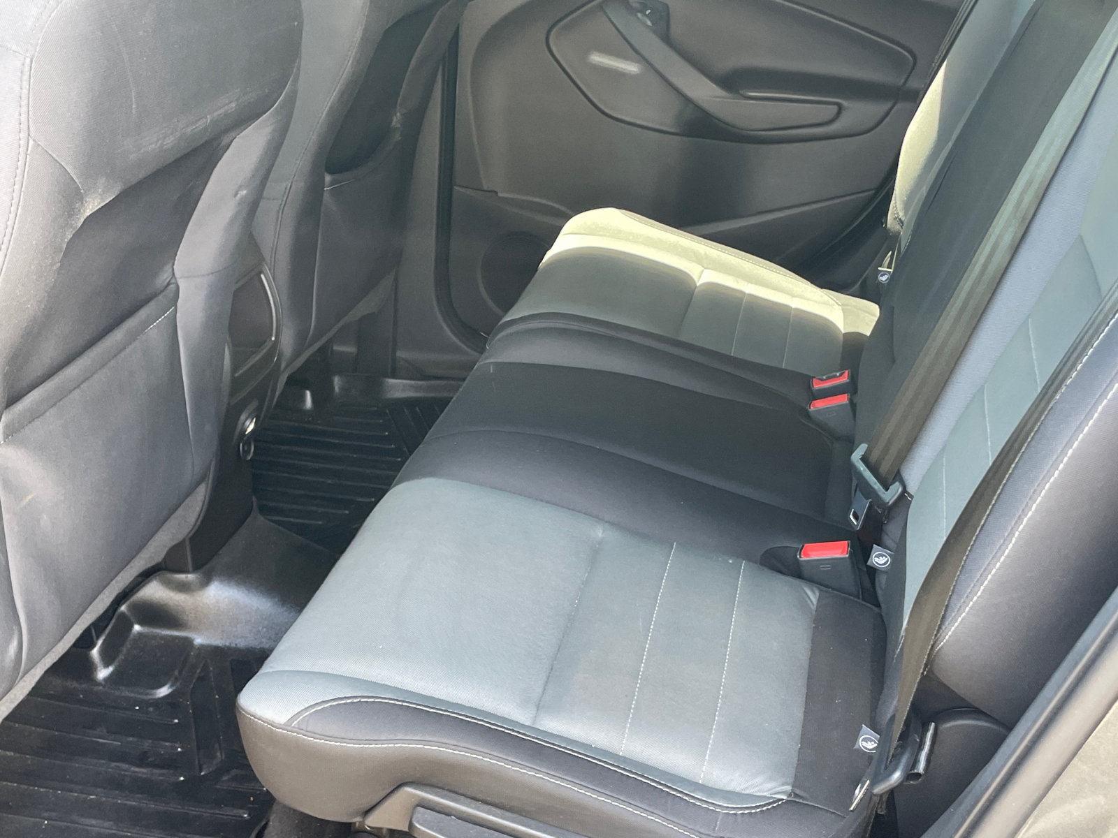 Used 2016 Ford Escape SE AWD/4WD image 19