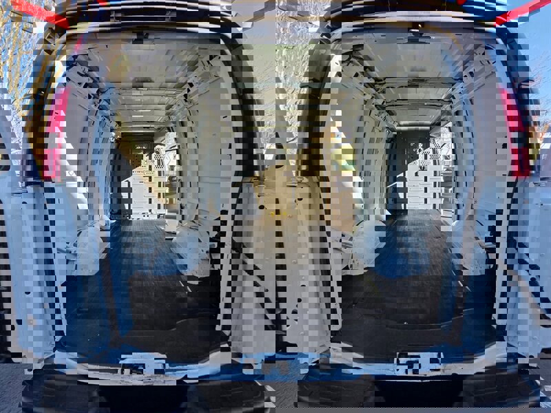 Used 2014 Chevrolet Express 2500 image 20