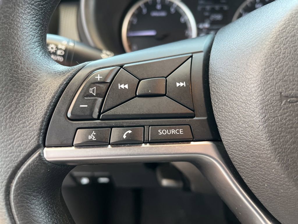 Used 2021 Nissan Kicks S image 20