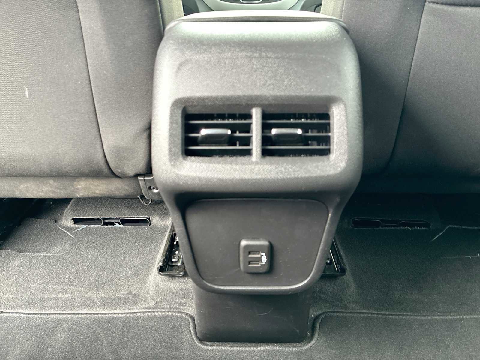 Used 2024 Chevrolet Equinox LS w/ LS Convenience Package image 20