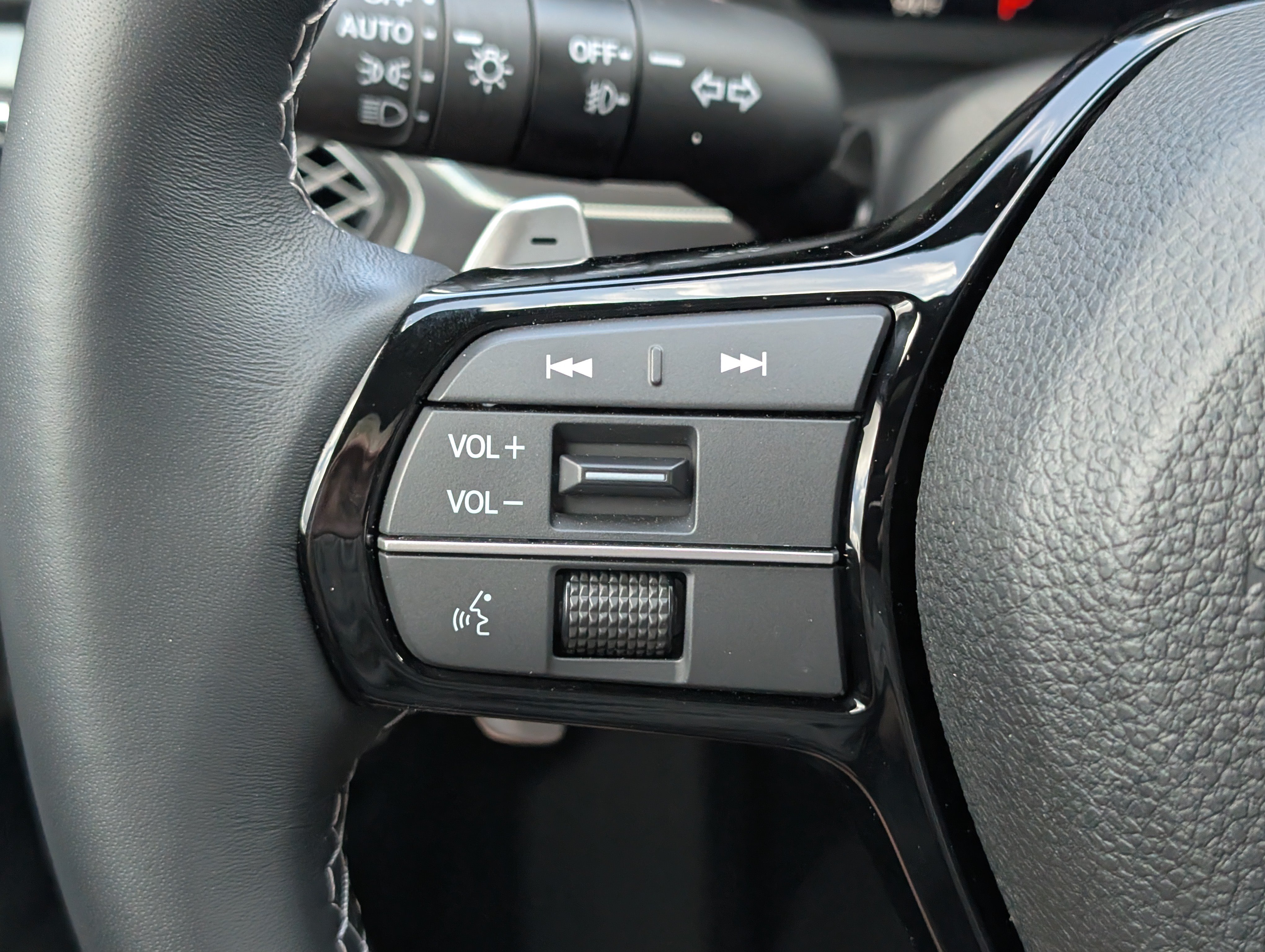 Certified 2025 Acura Integra A-Spec FWD image 13