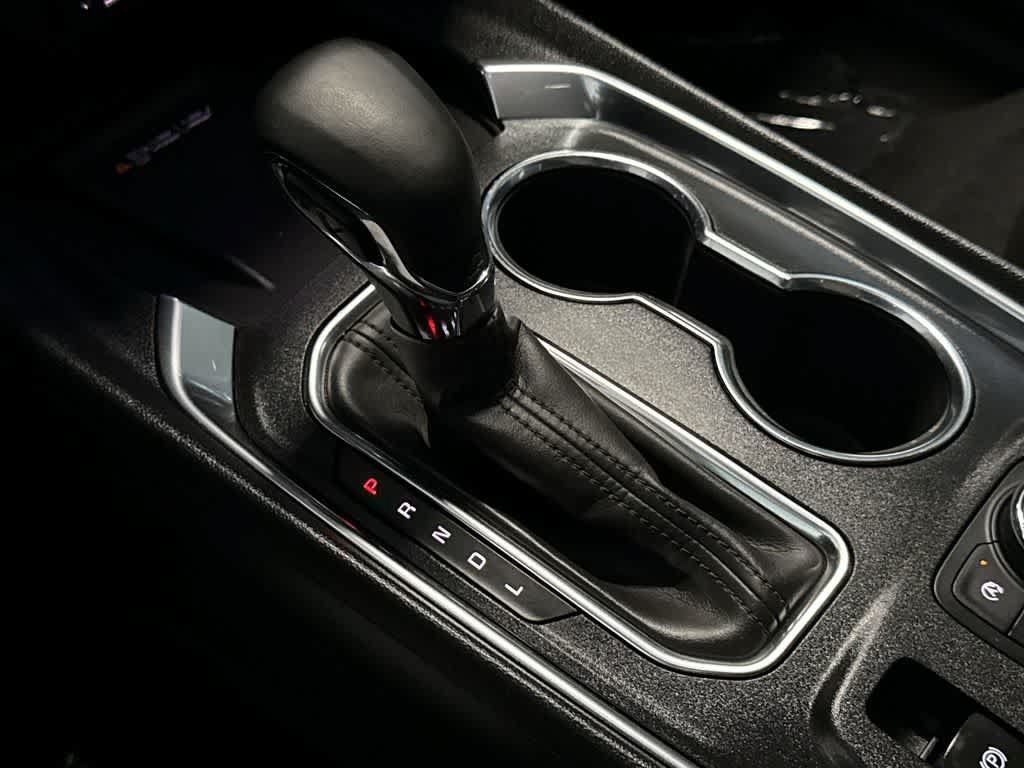 Used 2023 Chevrolet Traverse Premier w/ Redline Edition FWD image 21