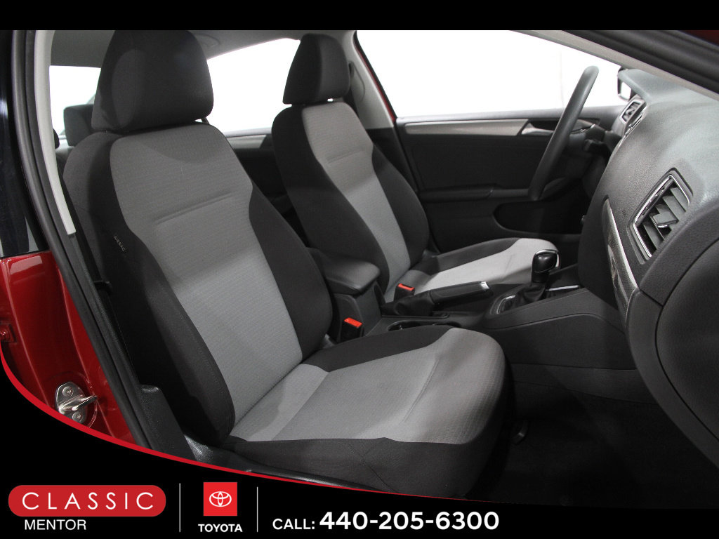 Used 2017 Volkswagen Jetta S image 14