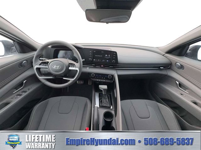 New 2026 Hyundai Elantra Sport FWD image 13
