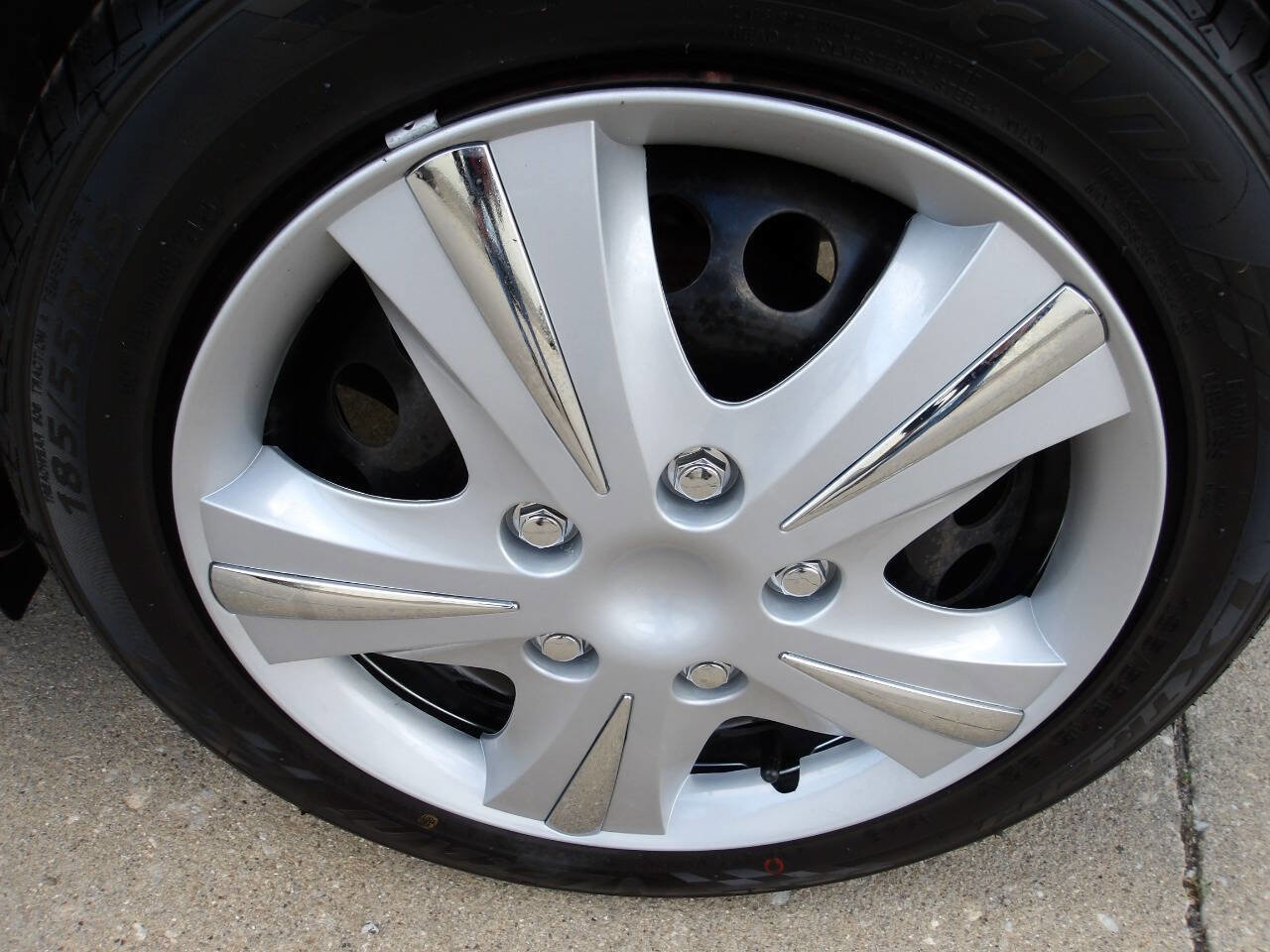 Used 2013 Chevrolet Spark LS FWD image 23