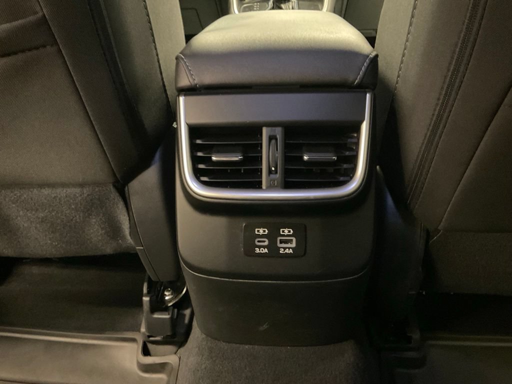 Used 2024 Subaru Outback Premium AWD/4WD image 37