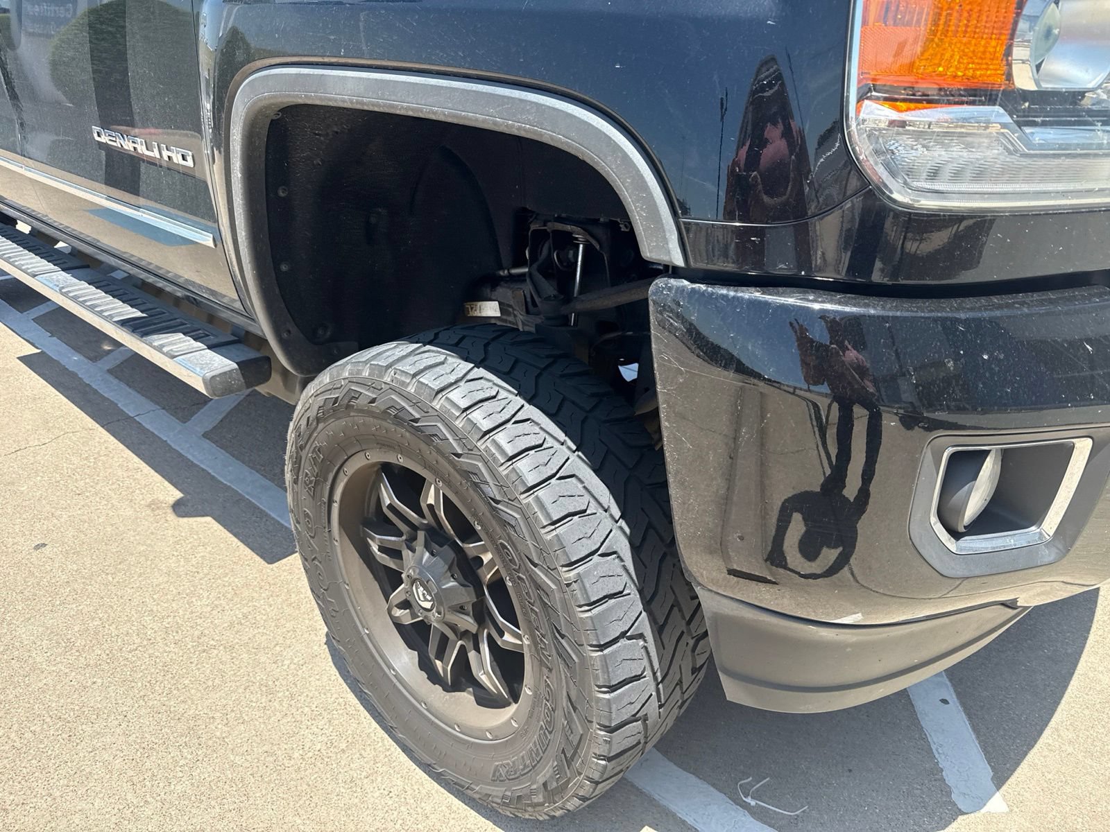 Used 2018 GMC Sierra 2500 Denali w/ Duramax Plus Package AWD/4WD image 4