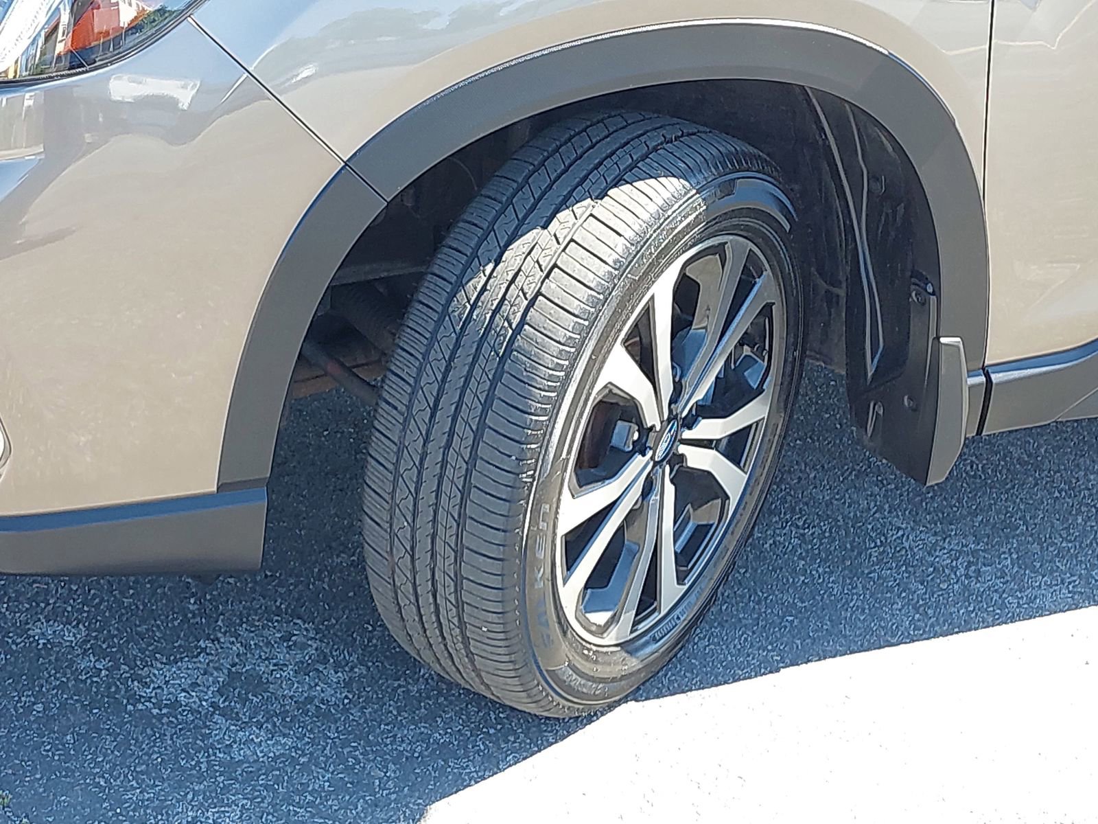 Used 2020 Subaru Forester Limited image 32