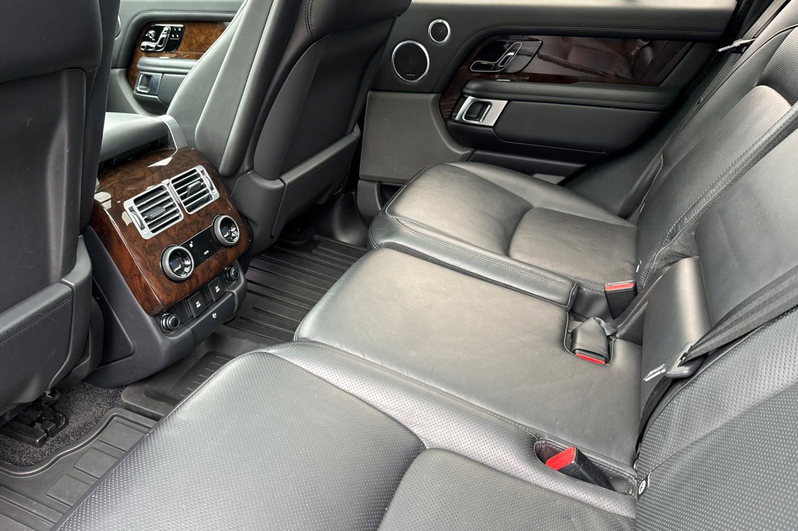 Used 2021 Land Rover Range Rover Westminster Edition AWD/4WD image 12