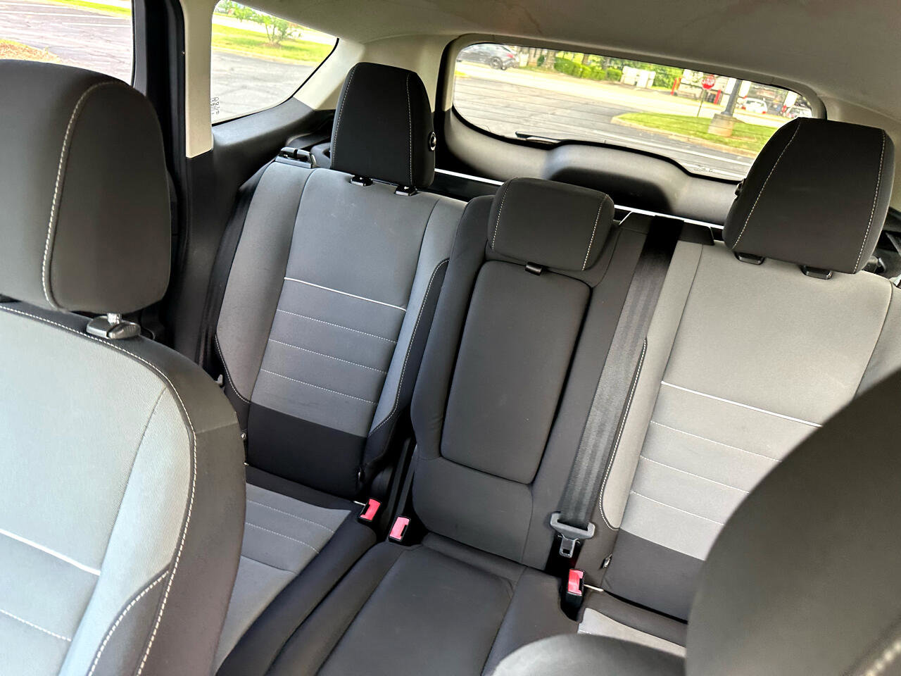 Used 2013 Ford Escape SE image 16