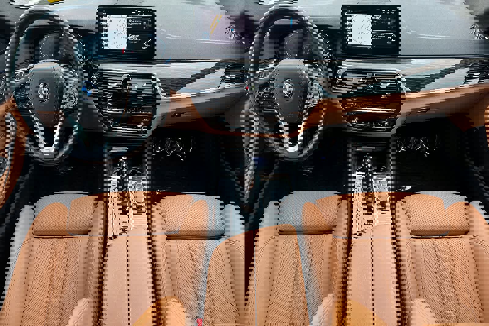 Certified 2023 BMW 530e 530e w/ Convenience Package image 3