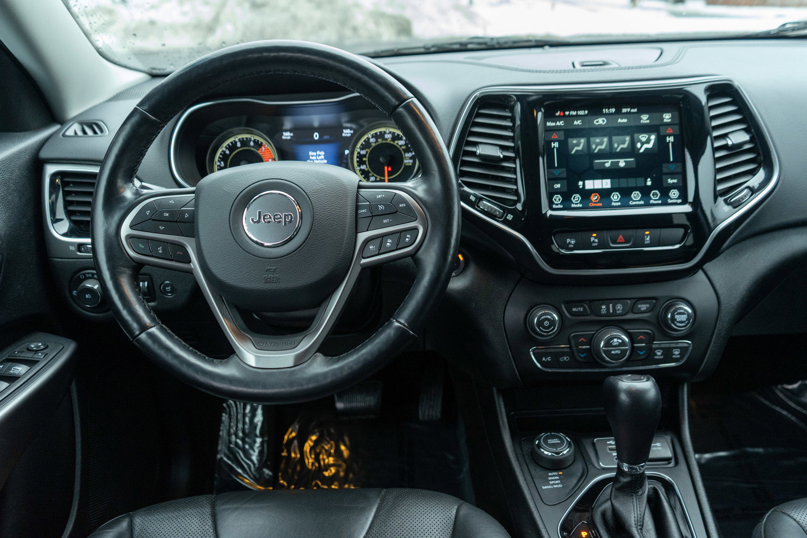 Used 2021 Jeep Cherokee Limited image 14