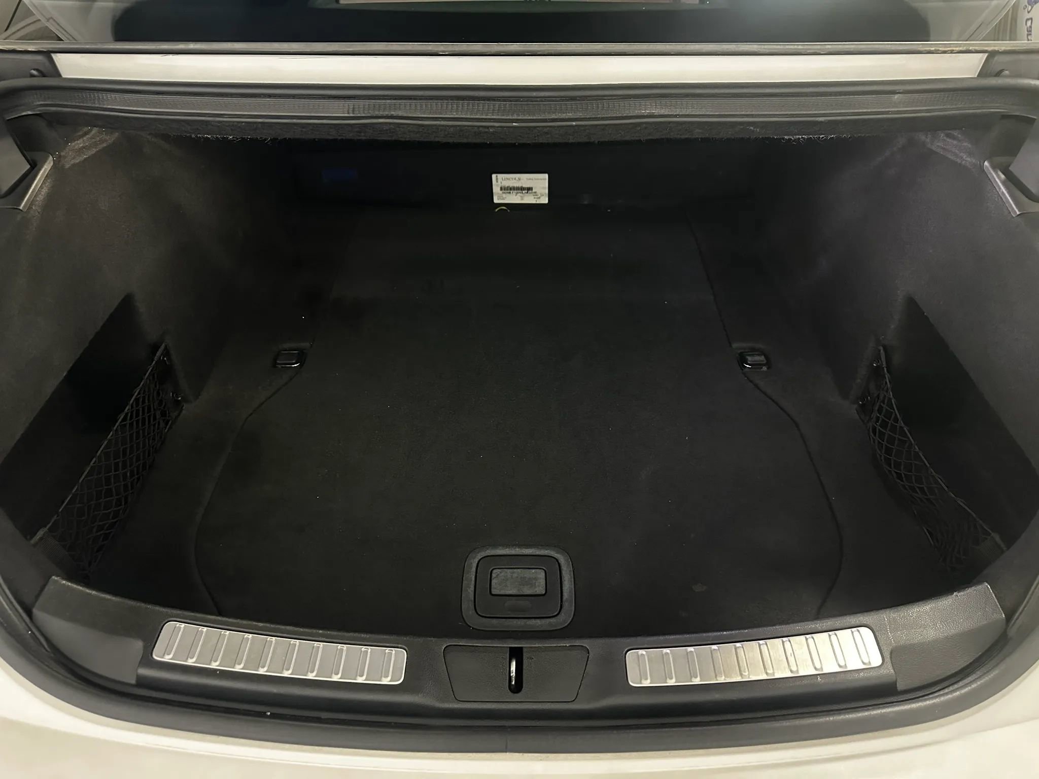 Used 2019 Lincoln Continental Select FWD image 17