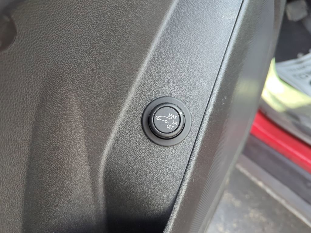 Certified 2023 Chevrolet Equinox RS image 16