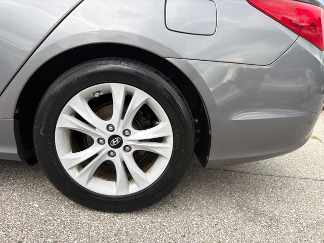 Used 2011 Hyundai Sonata Limited w/ Navigation Pkg 5 FWD image 33