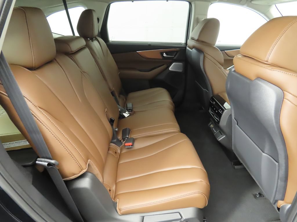 Used 2026 Acura MDX w/ Technology Package FWD image 23
