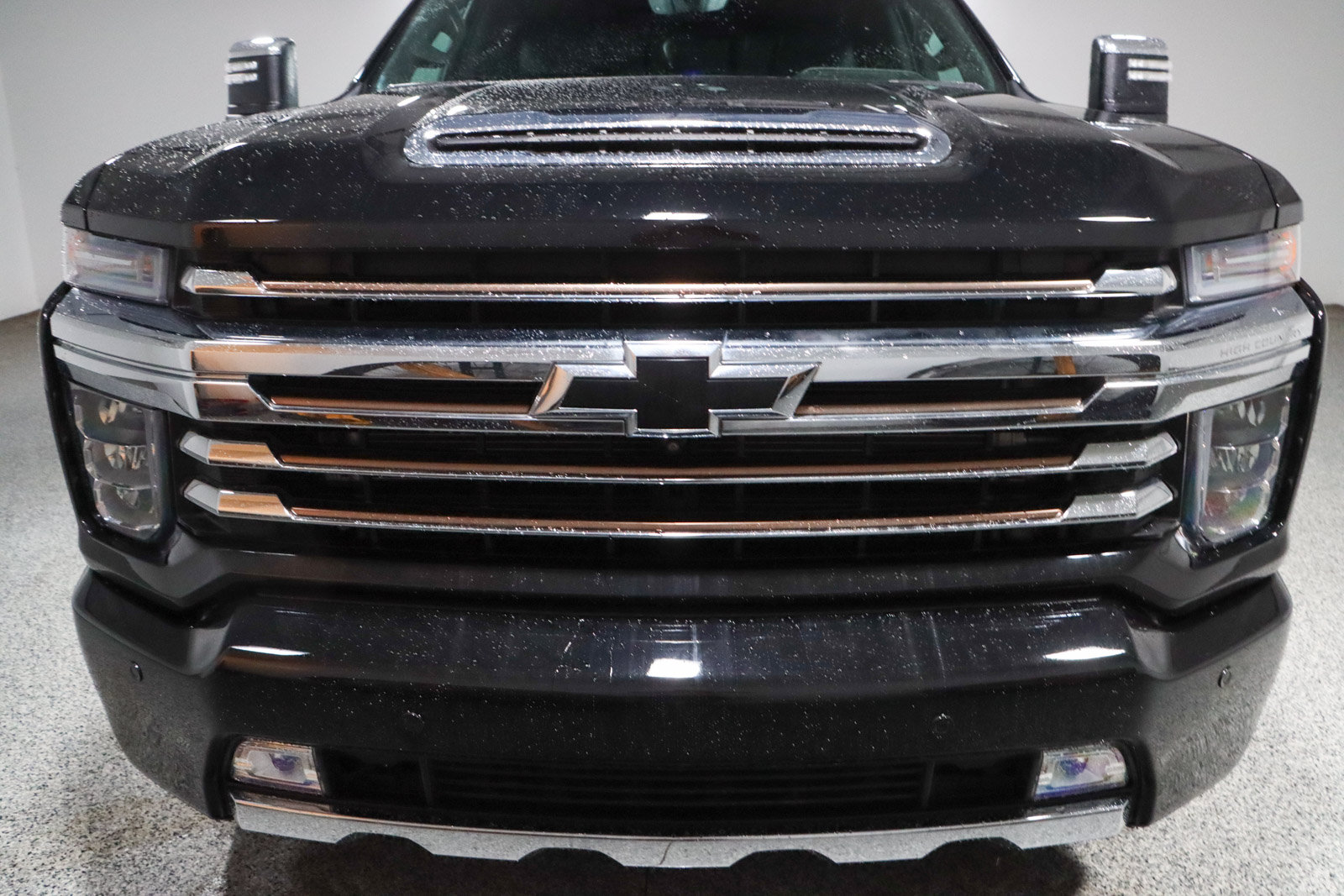 Used 2021 Chevrolet Silverado 2500 High Country w/ Z71 Off-Road Package AWD/4WD image 4