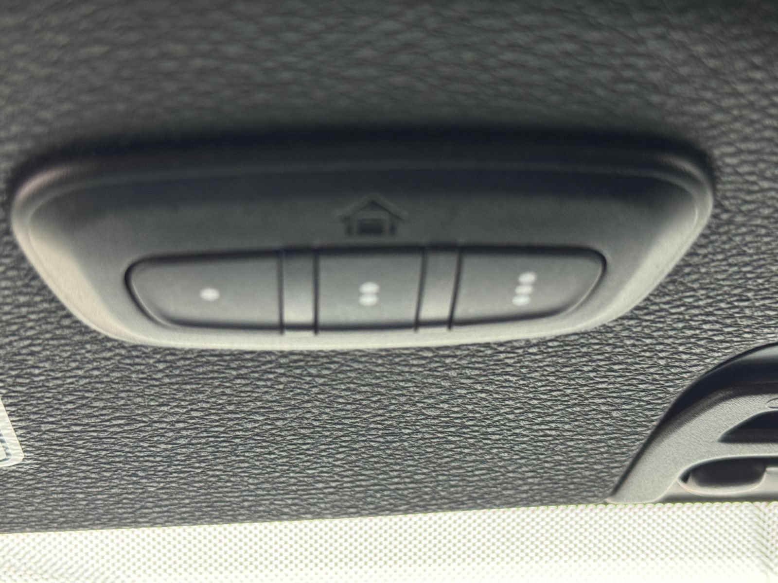 Used 2023 Jeep Wrangler Unlimited Sahara AWD/4WD image 29