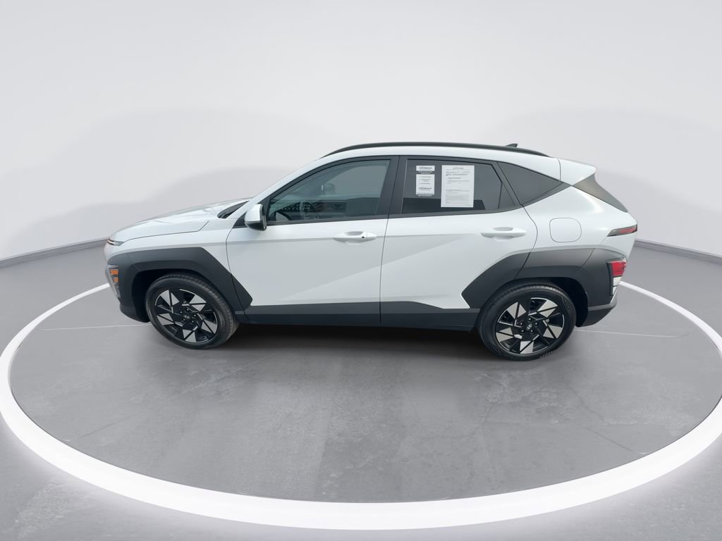 Used 2025 Hyundai Kona SEL image 5