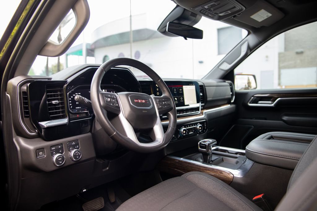 Used 2022 GMC Sierra 1500 Elevation image 9