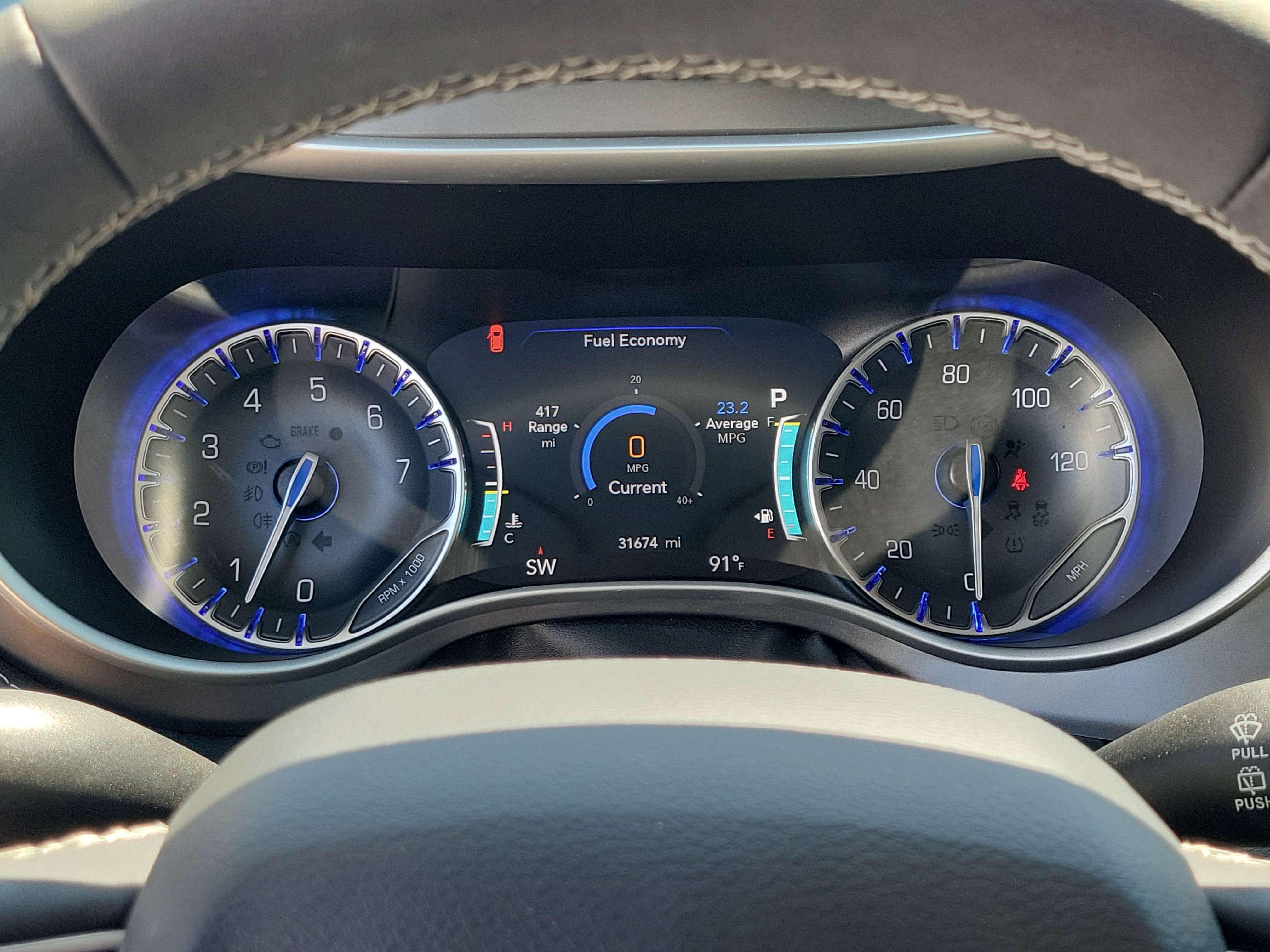 Used 2022 Chrysler Pacifica Touring-L w/ Uconnect Theater Family Group image 24