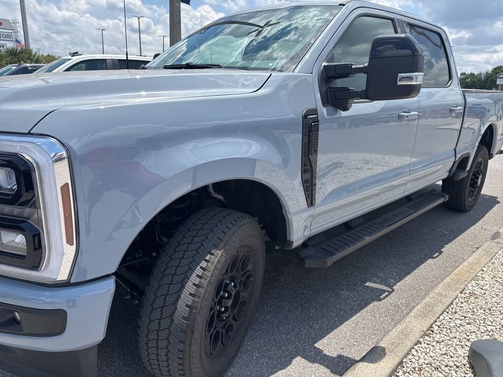 Used 2026 Ford F250 Lariat w/ Black Appearance Package AWD/4WD image 1