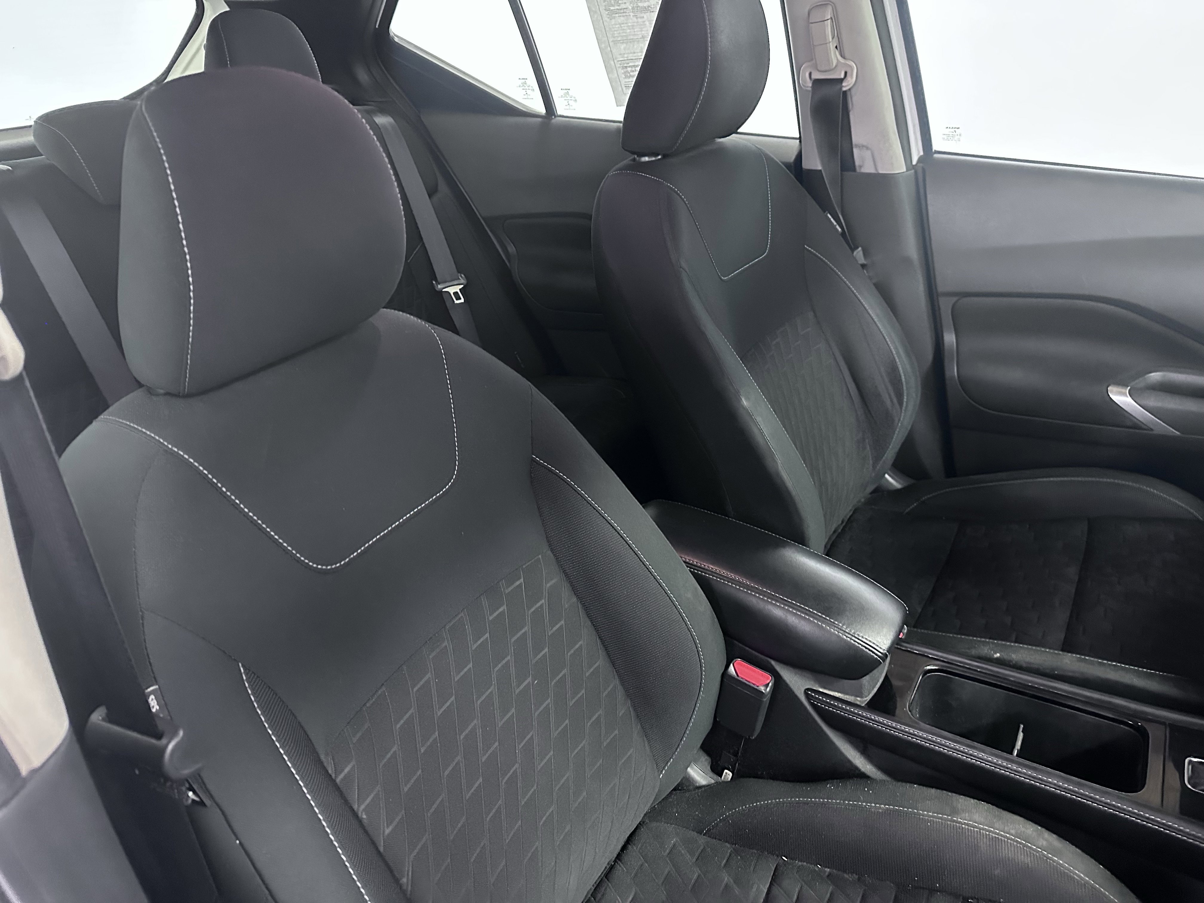 Used 2021 Nissan Kicks SV image 36
