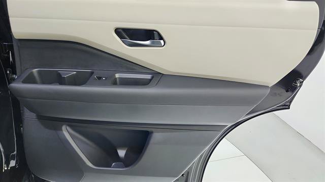 New 2026 Nissan Pathfinder SL FWD image 33