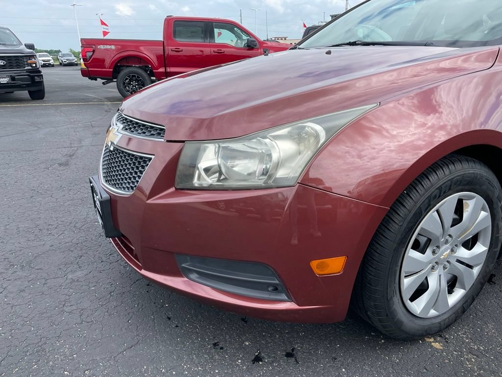 Used 2012 Chevrolet Cruze LS w/ Connectivity Package FWD image 21