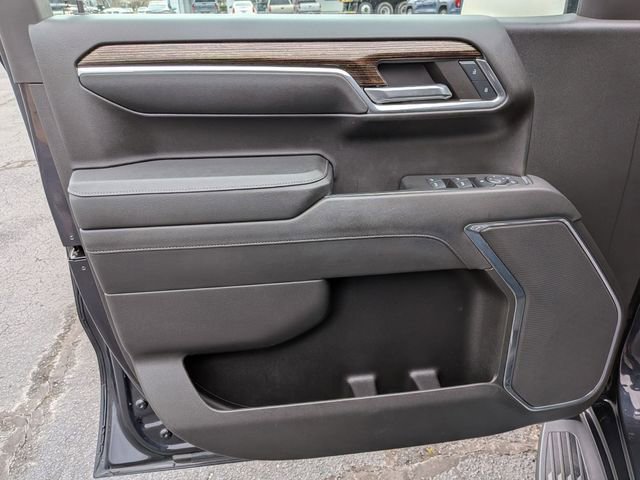 Used 2024 GMC Sierra 1500 SLE w/ Preferred Package image 12