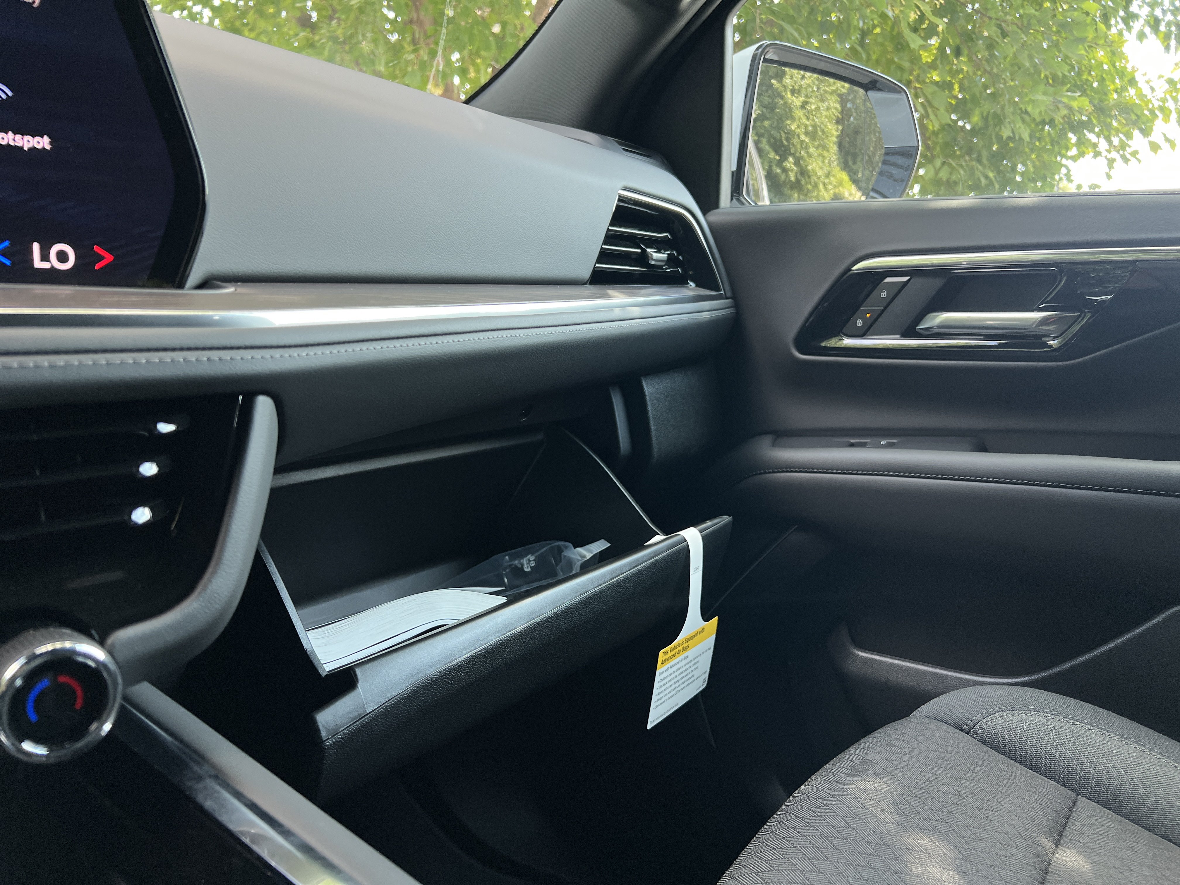 New 2026 Chevrolet Suburban LS w/ LPO, Get Active Package AWD/4WD image 29