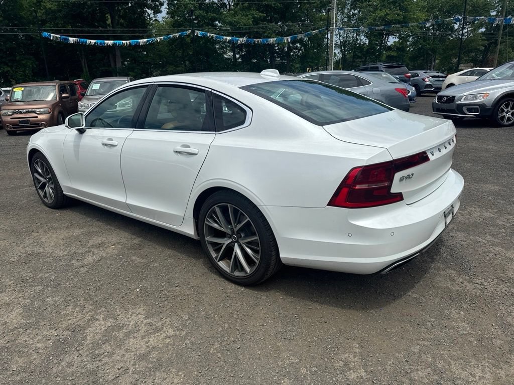 Used 2017 Volvo S90 T6 Momentum w/ Vision Package AWD/4WD image 16