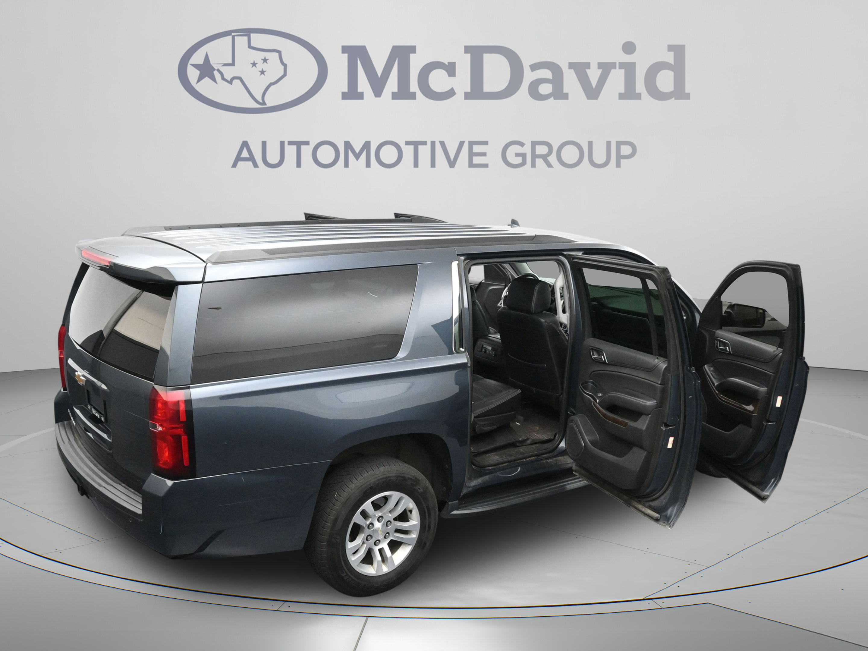 Used 2020 Chevrolet Suburban LS RWD image 46
