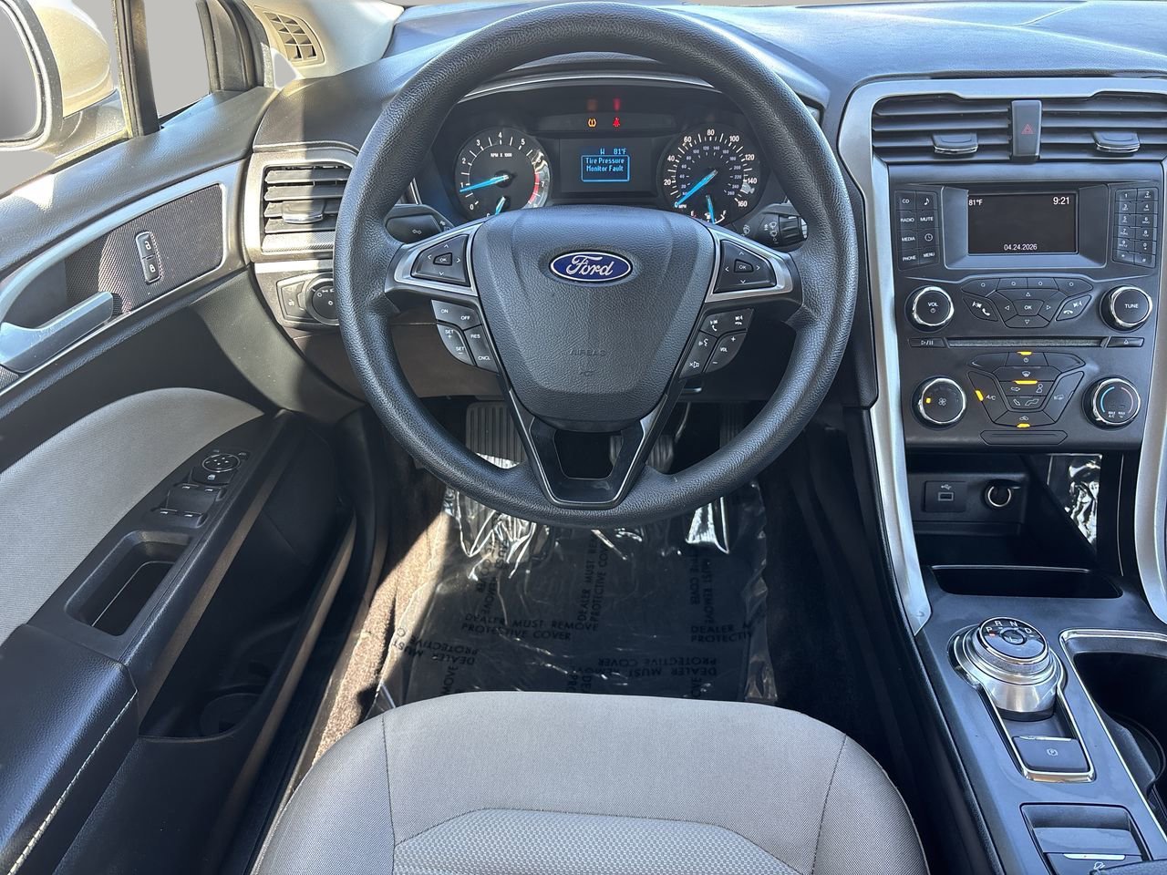 Used 2017 Ford Fusion S FWD image 13
