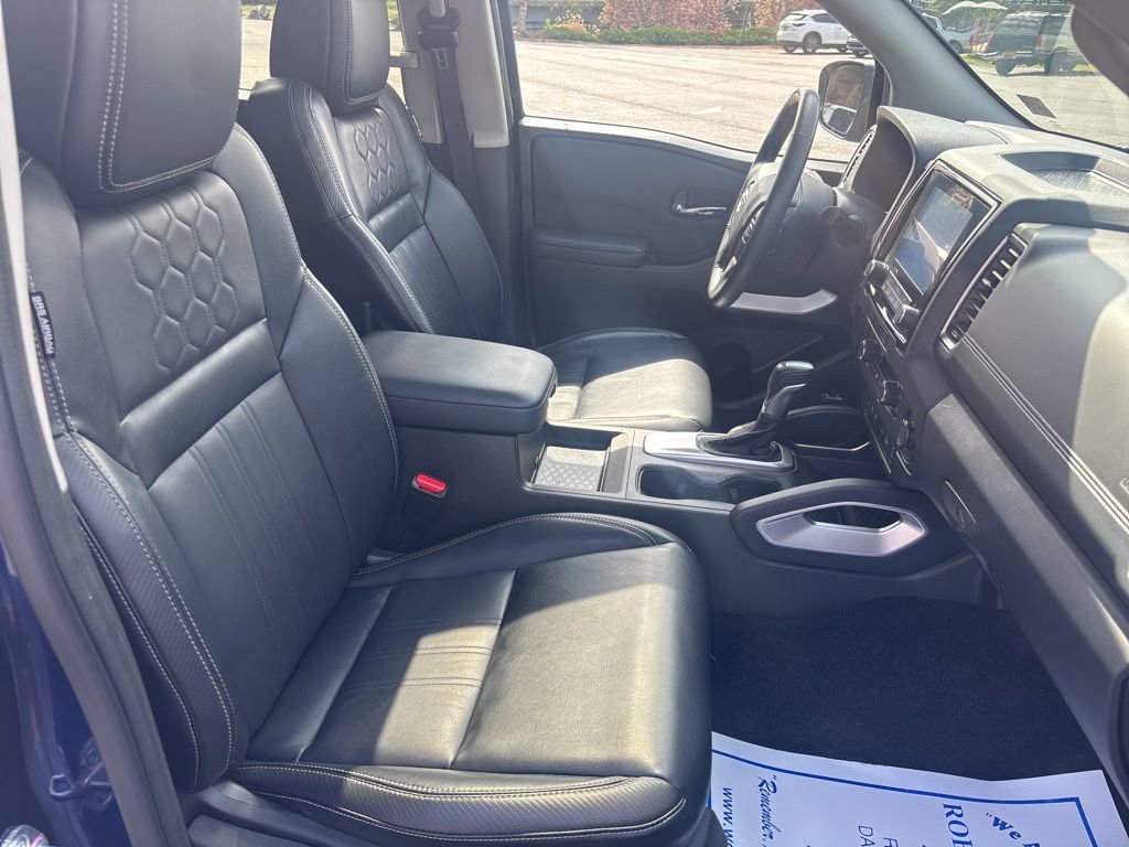 Used 2023 Nissan Frontier SV w/ SV Premium Package image 14