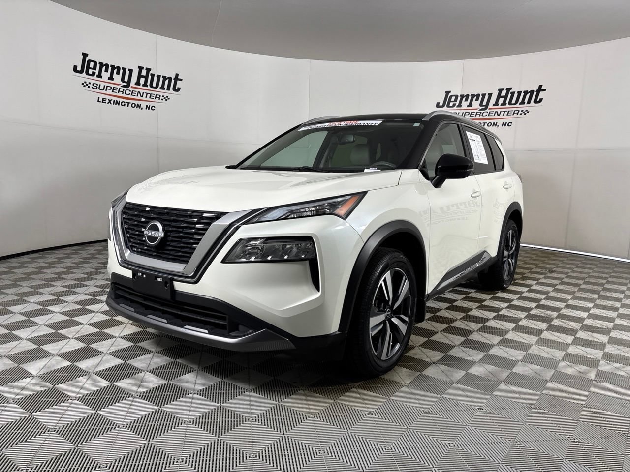 Used 2023 Nissan Rogue SL