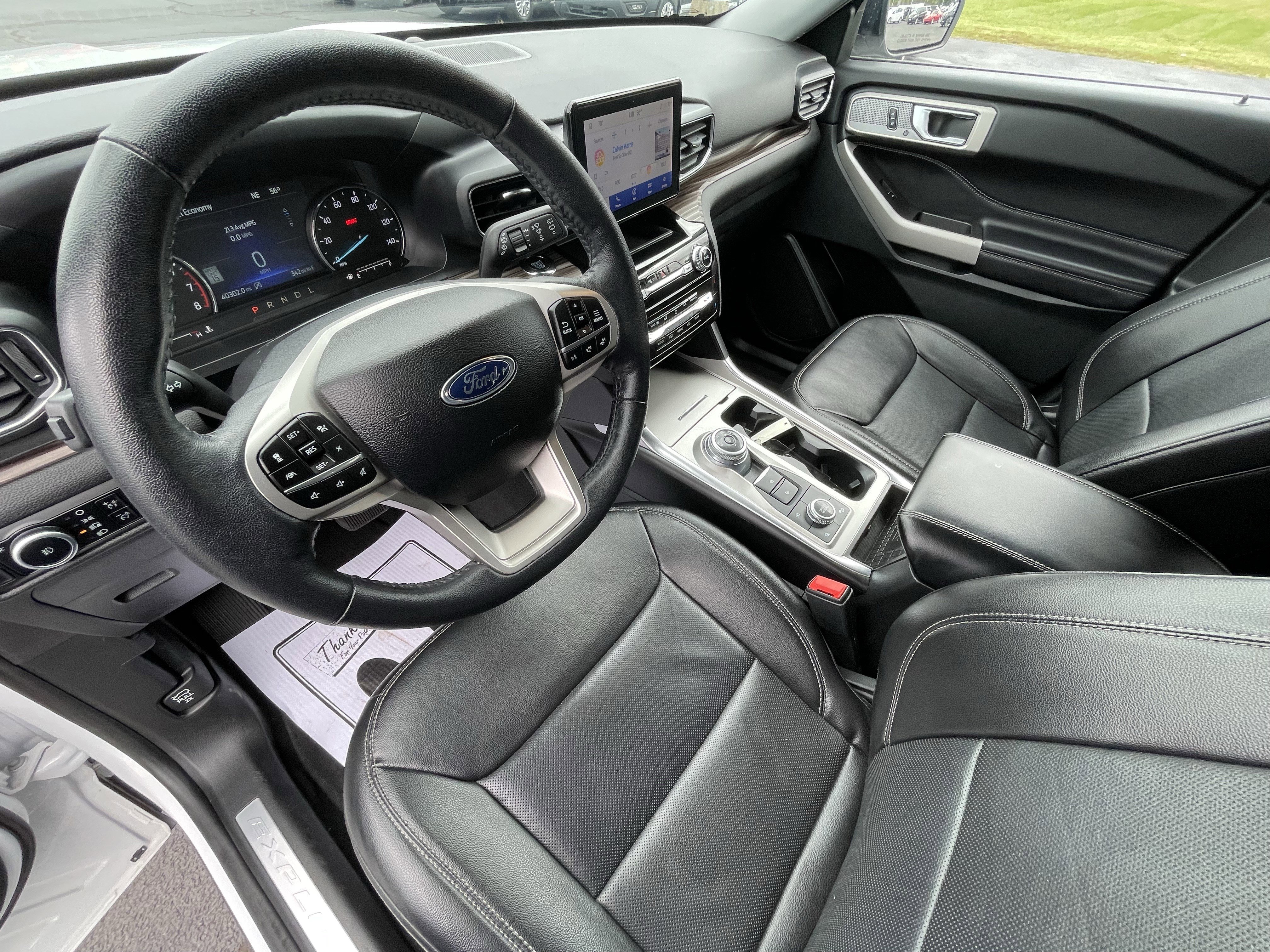 Used 2024 Ford Explorer Limited image 16