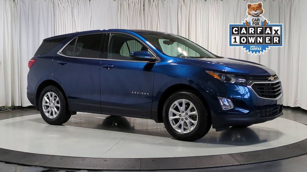 Used 2020 Chevrolet Equinox LT w/ Driver Convenience Package FWD image 2
